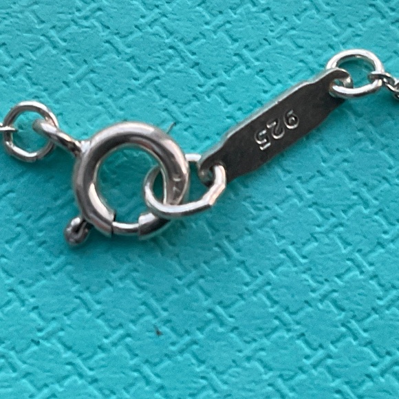 Authentic Tiffany Atlas necklace - Picture 4 of 7